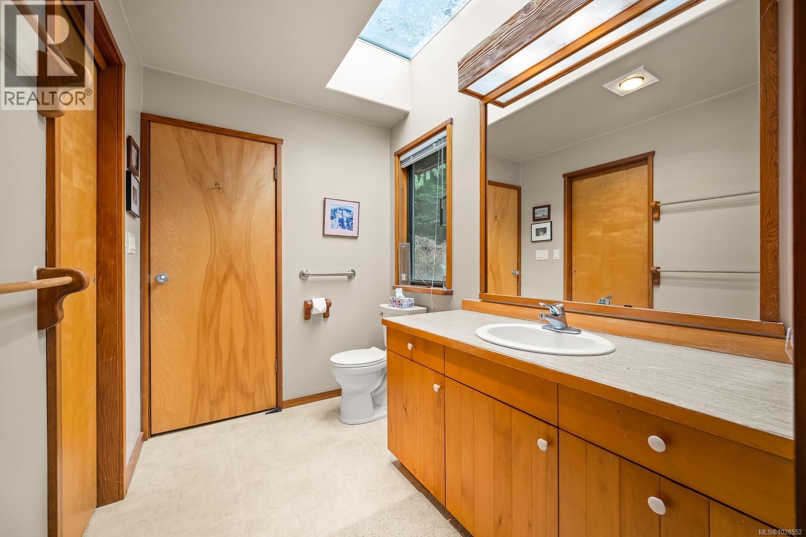 2450 CLAMSHELL PL - 25