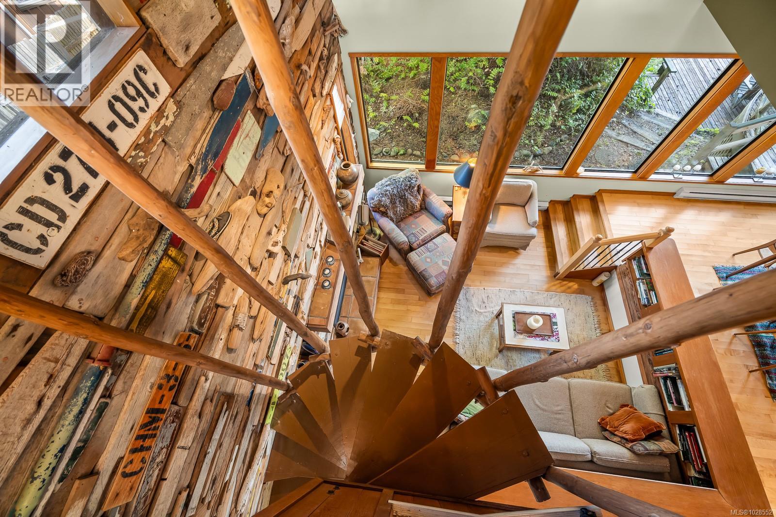 2450 CLAMSHELL PL - 33