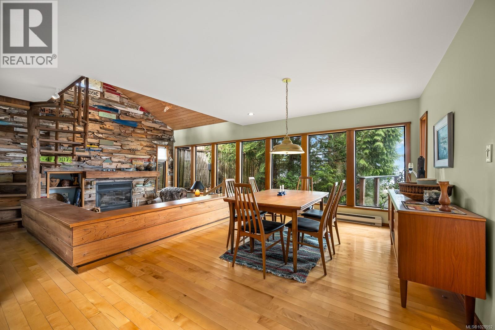 2450 CLAMSHELL PL - 7