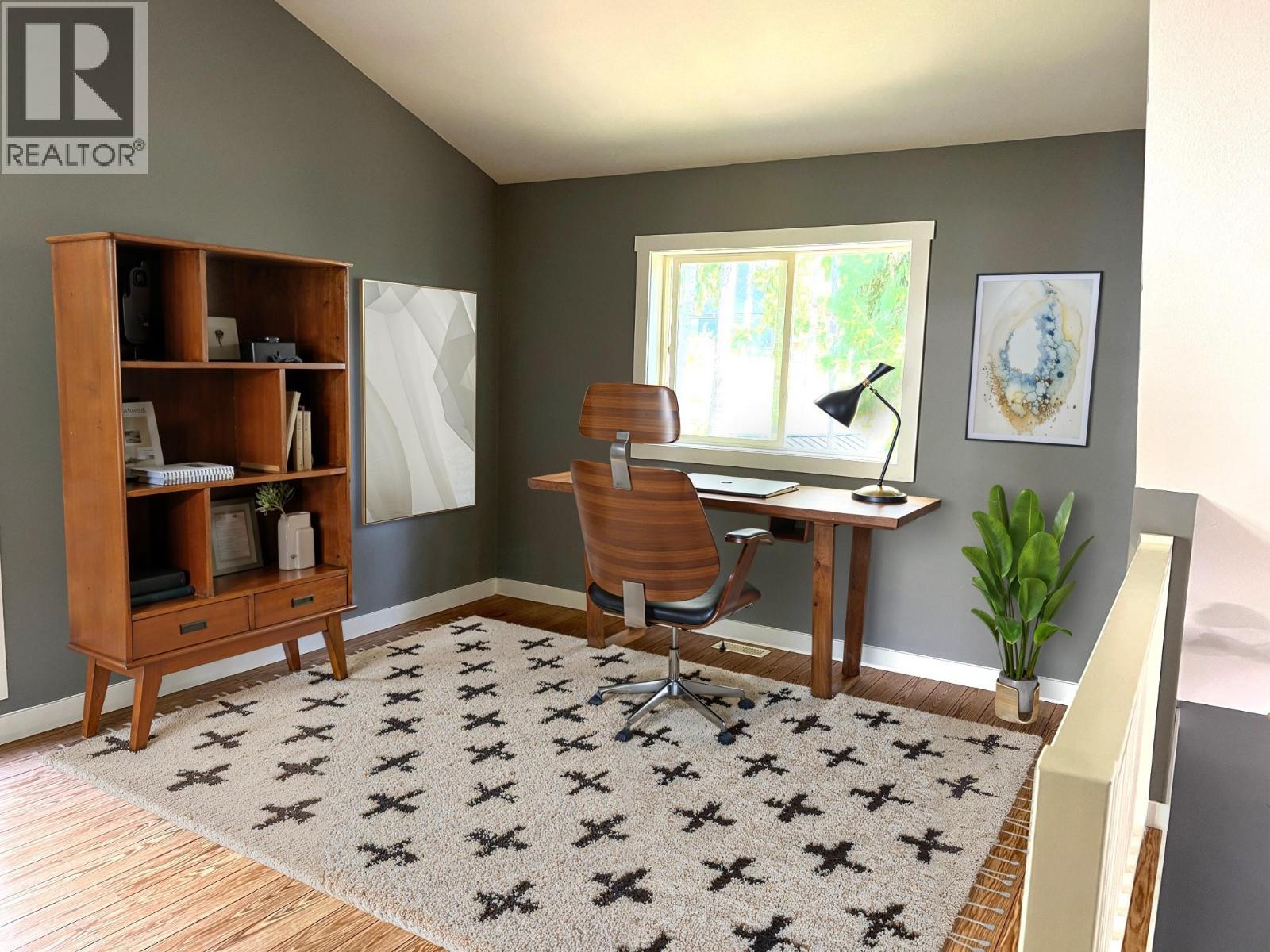 7461 Stampede Trail, Anglemont