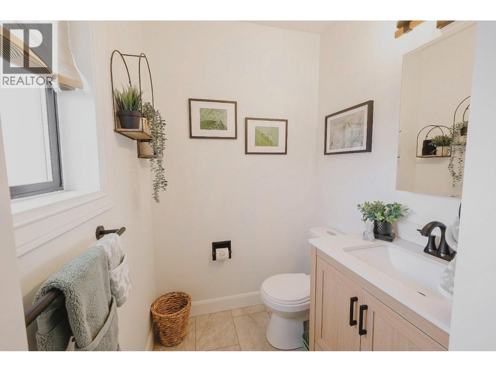 144 Adamson Place, Penticton