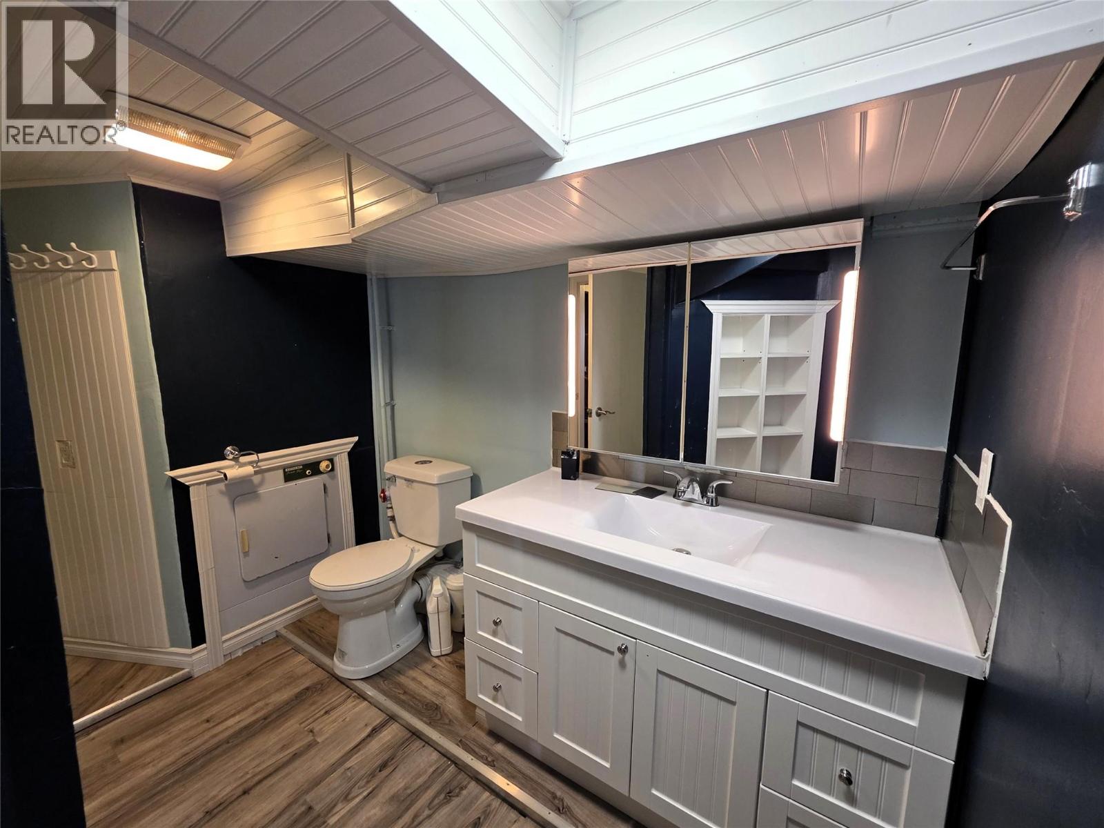 745 Kipling Street - 48