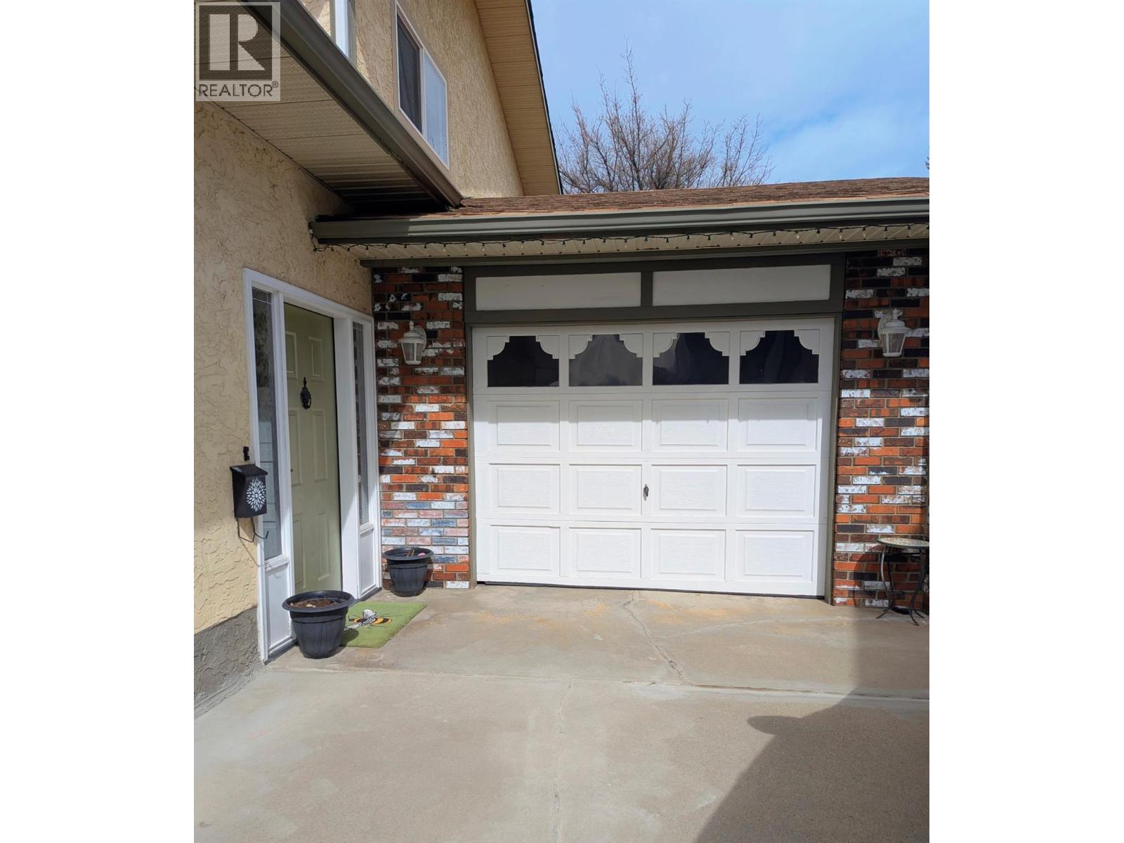 144 Adamson Place, Penticton