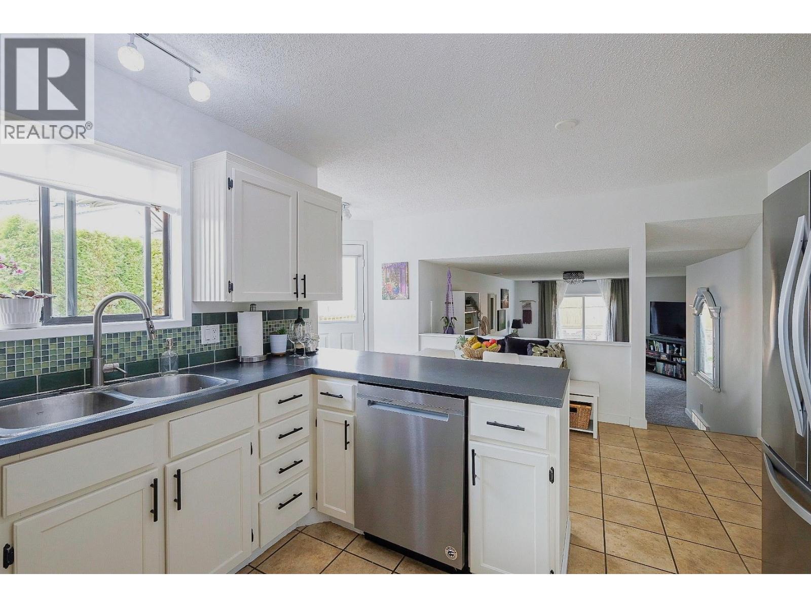 144 Adamson Place, Penticton