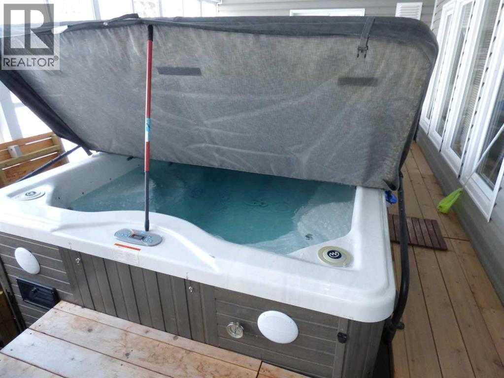 14213352 Lakeland Drive, Lac La Biche