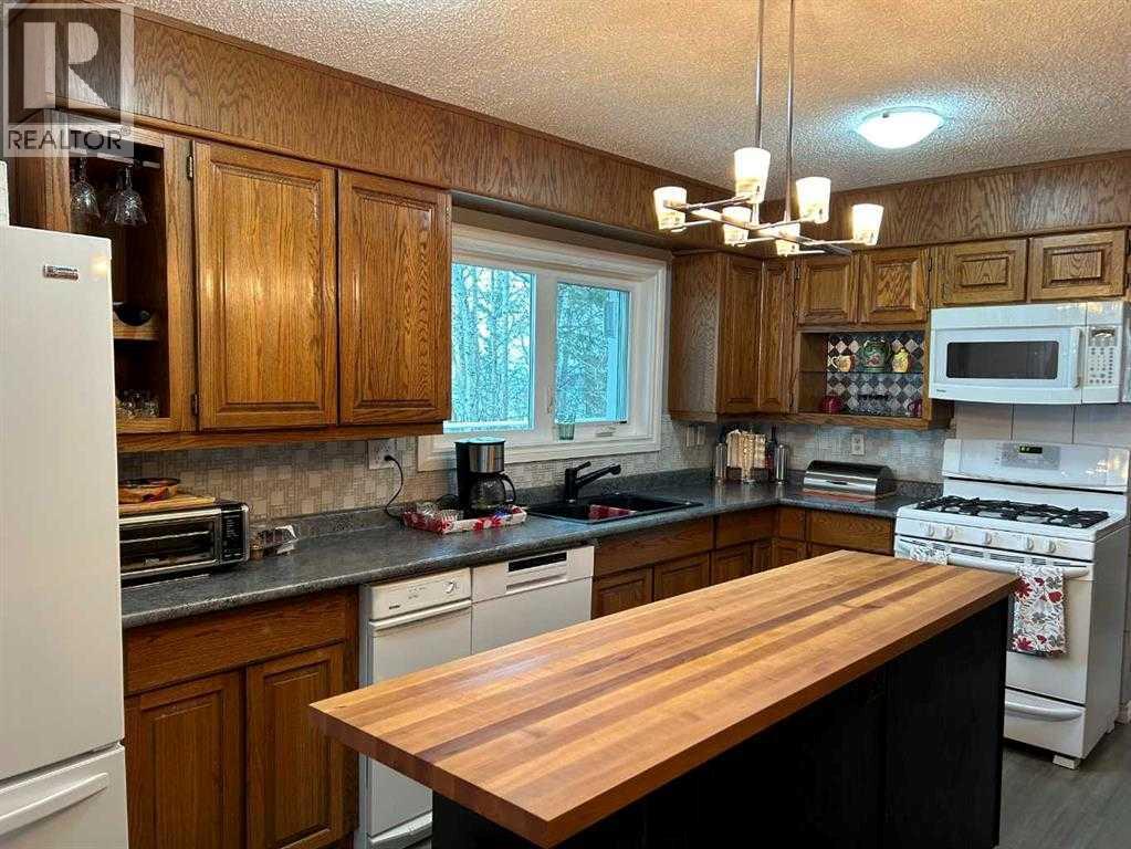 14213352 Lakeland Drive, Lac La Biche