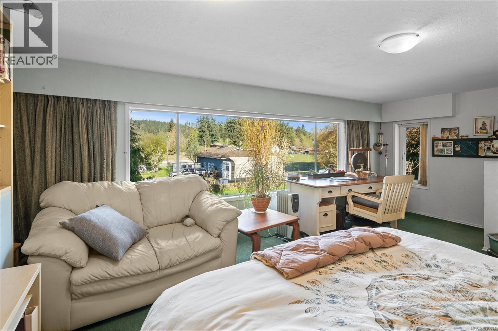  946 Klahanie Drive, Langford