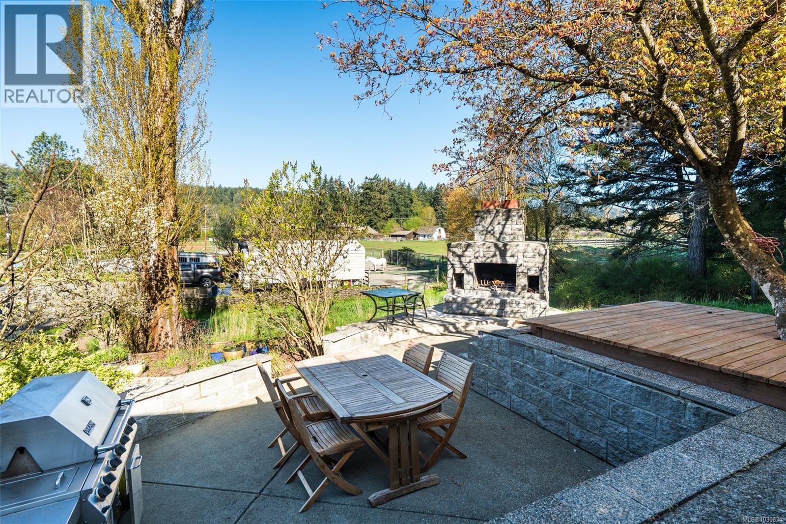  946 Klahanie Drive, Langford