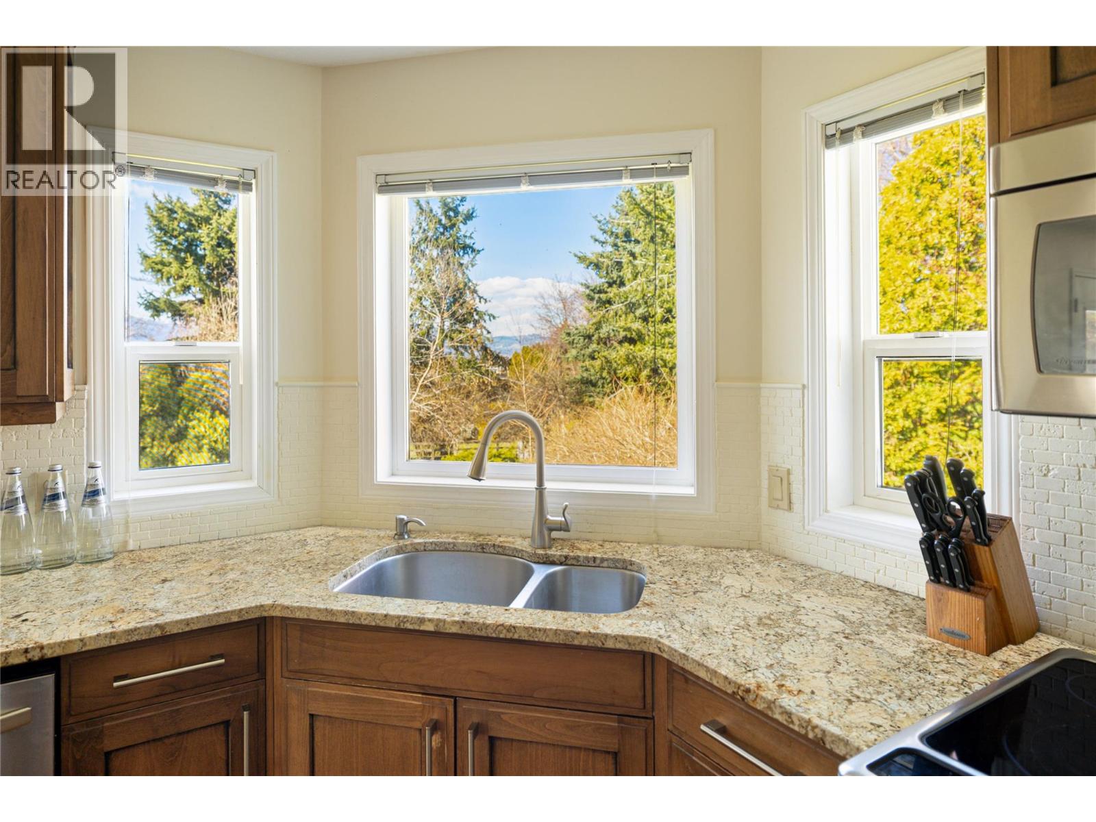  4788 REDRIDGE Road, Kelowna