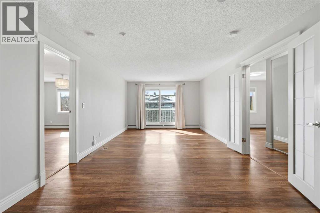 Single Family House for Sale in    Avenue SW Cliff Bungalow Calgary 