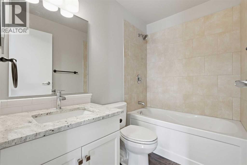 Single Family House for Sale in    Avenue SW Cliff Bungalow Calgary 