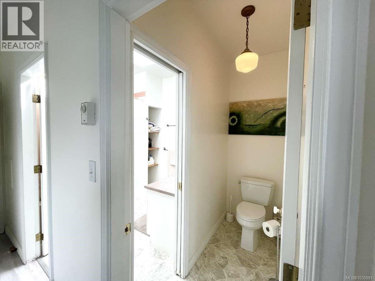 485 Head St, Esquimalt