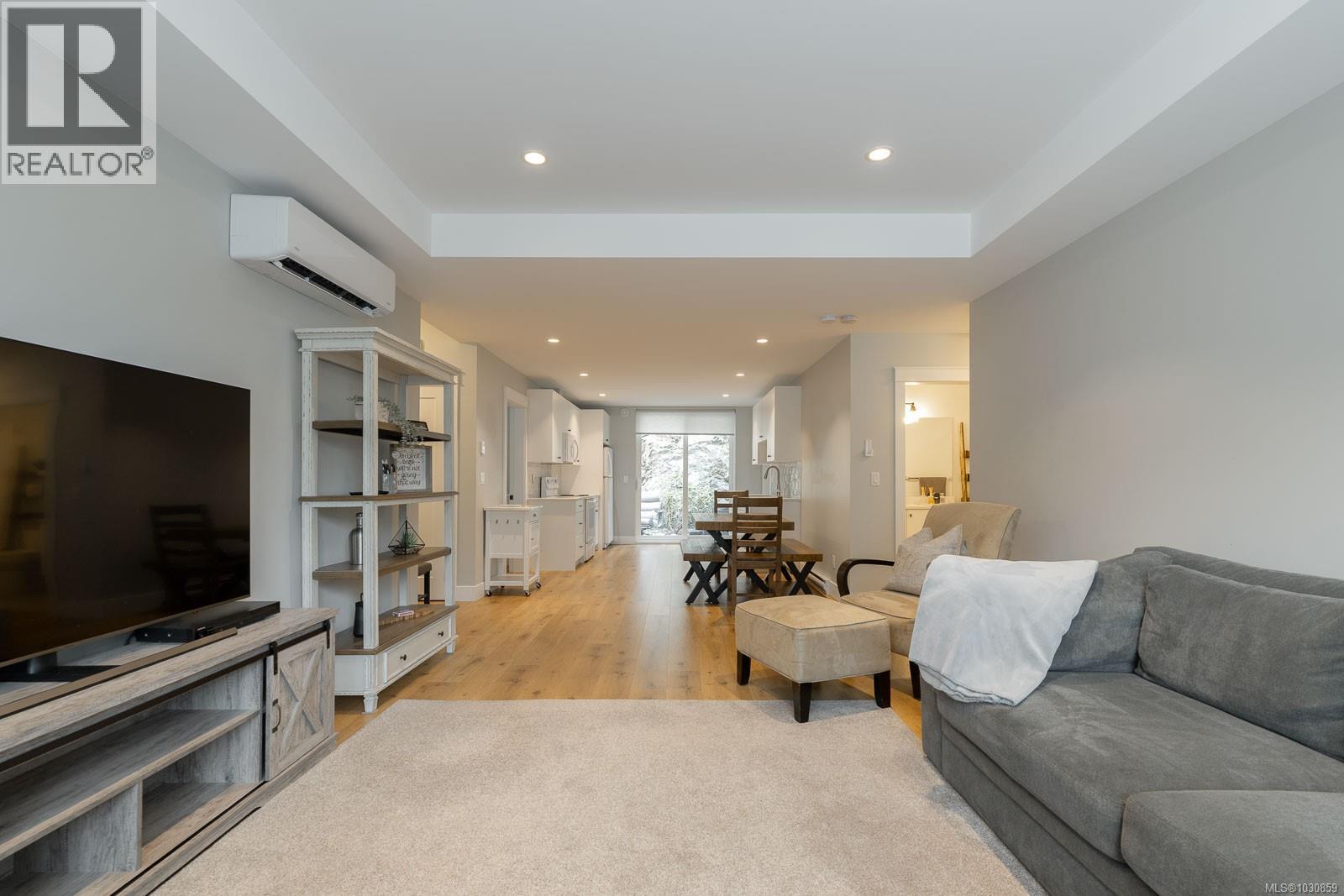 3829 Glen Oaks Dr, Nanaimo