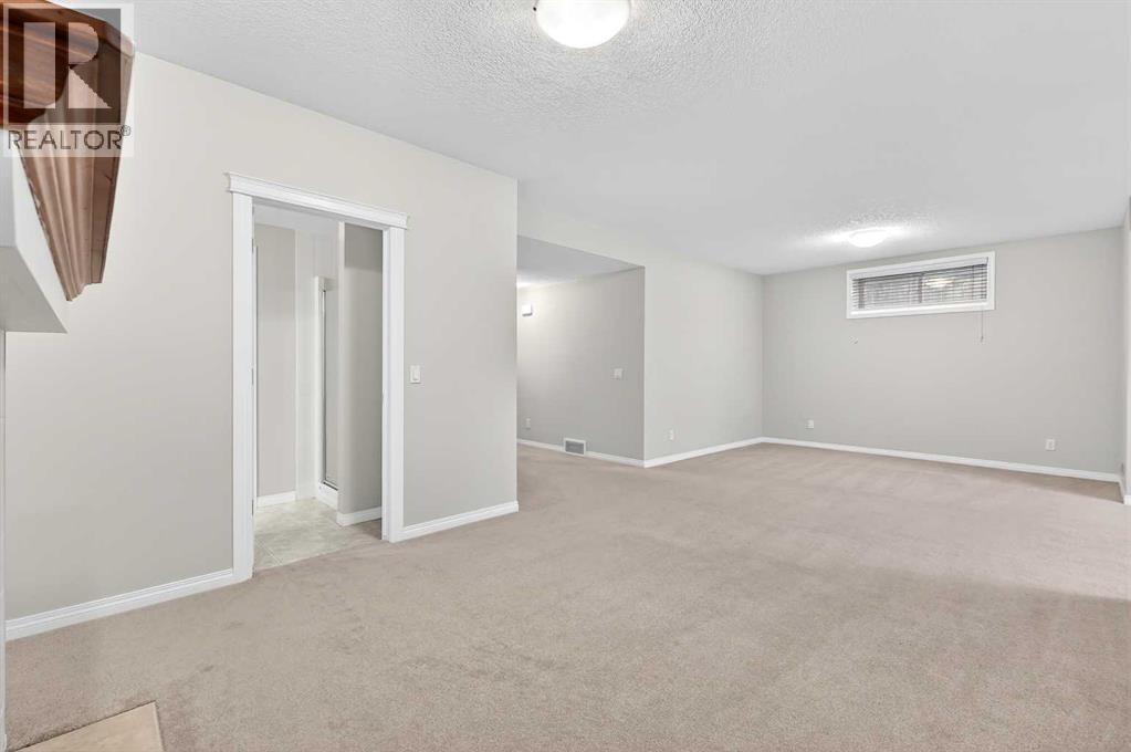 Single Family House for Sale in  Silverado Skies Crescent Silverado Calgary 