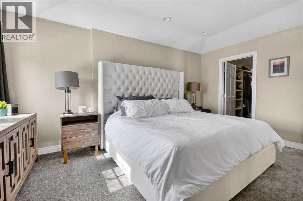 Single Family House for Sale in   Avenue NW Capitol Hill Calgary 