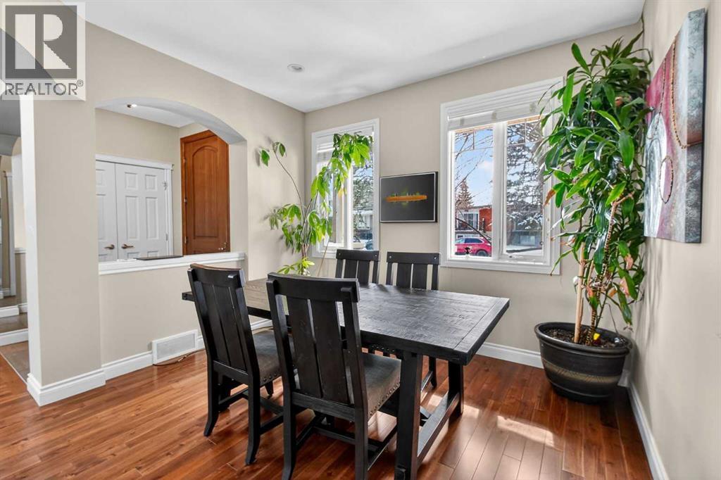 Single Family House for Sale in   Avenue NW Capitol Hill Calgary 