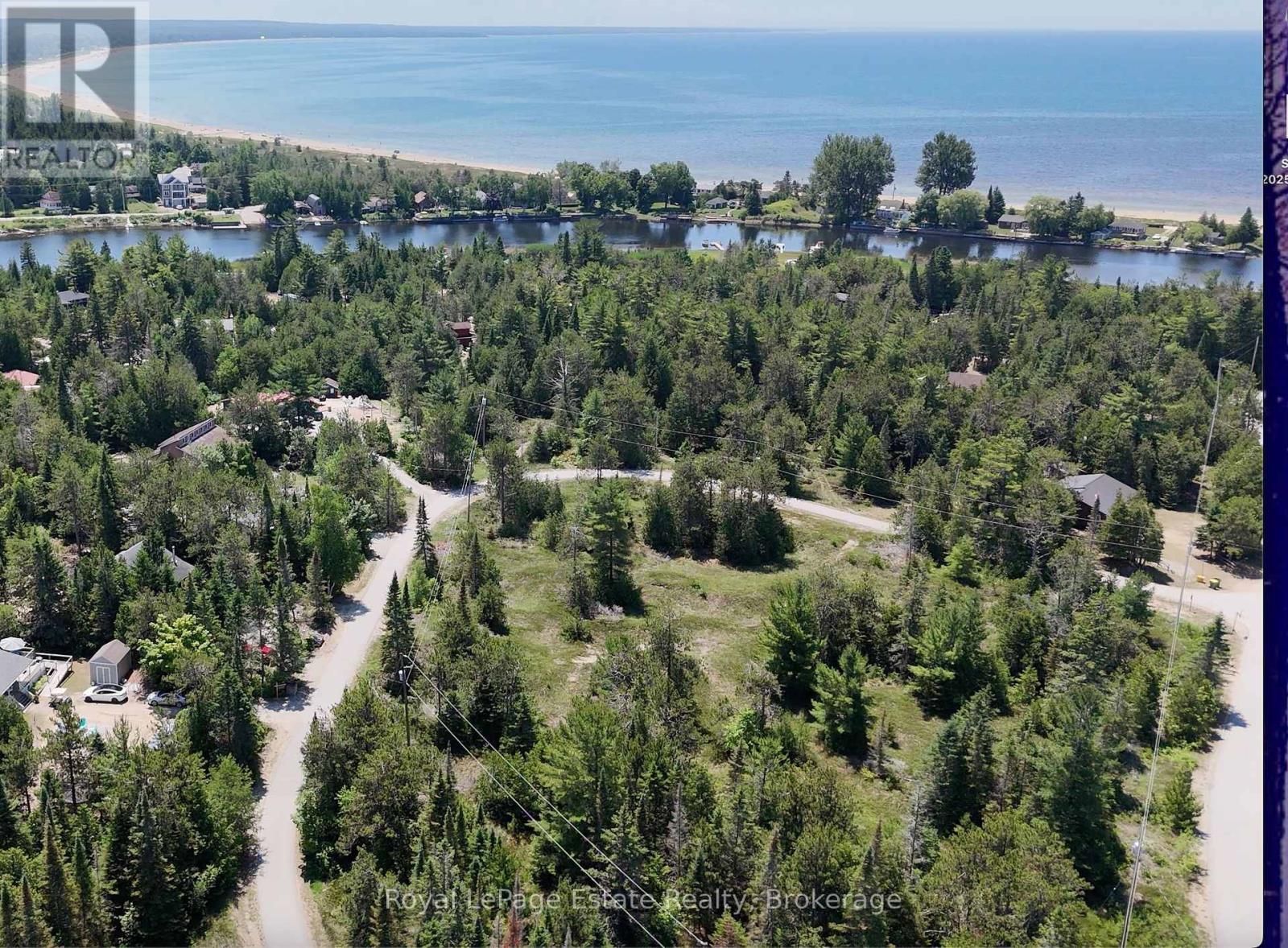 in the idyllic community of Chief's Point
