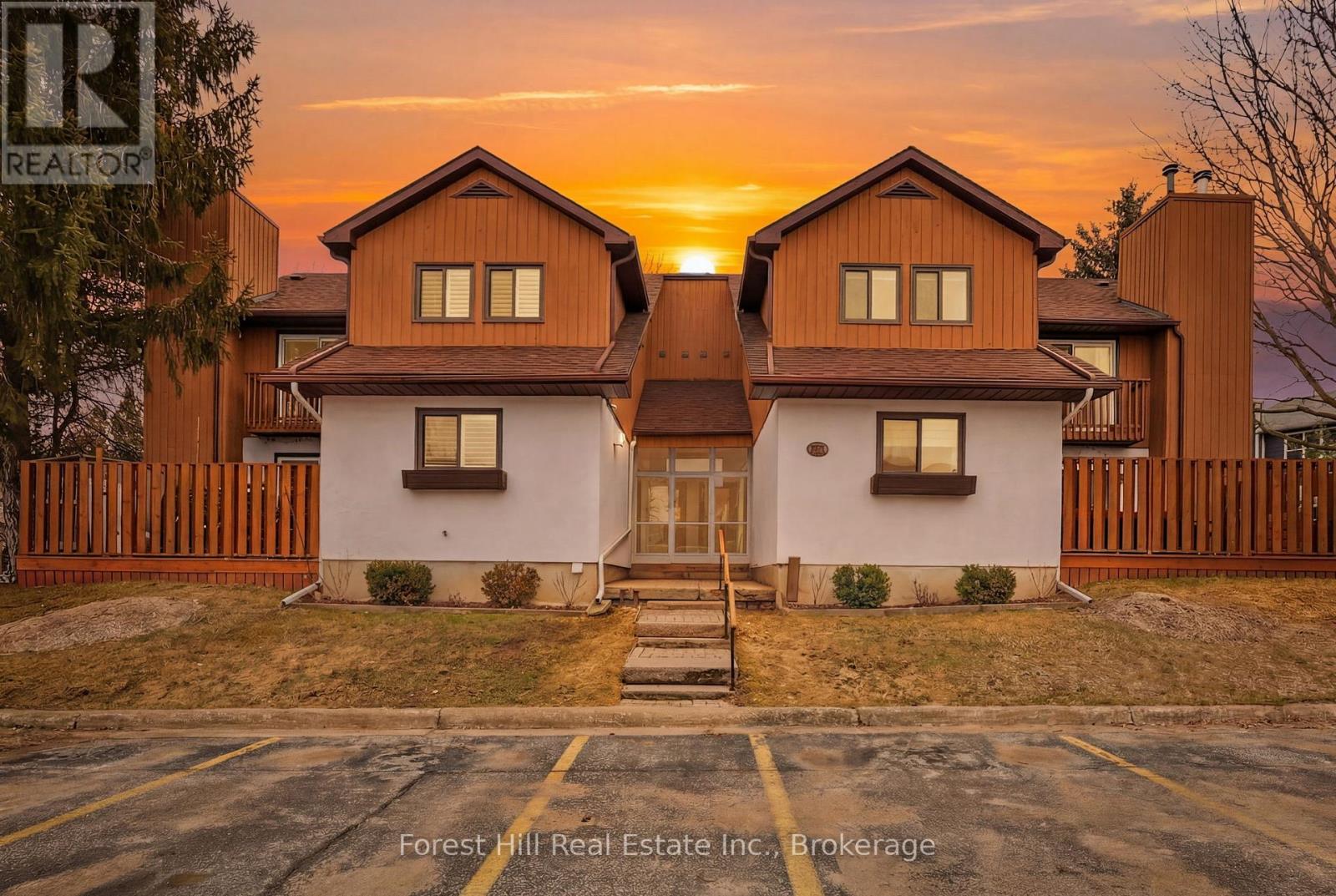 21 - 56 VICTORIA STREET S