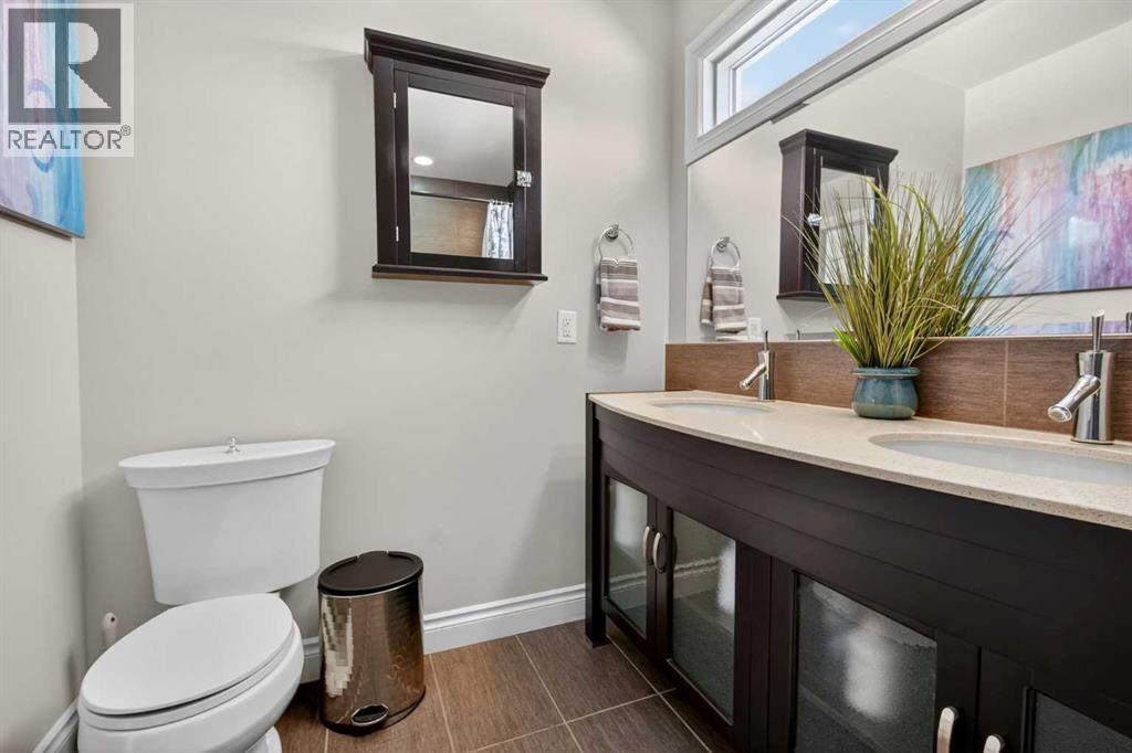 Single Family House for Sale in   Avenue NW Capitol Hill Calgary 