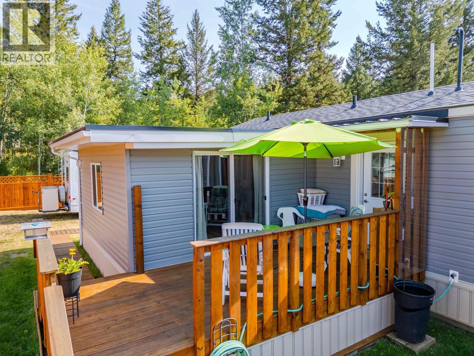 #12 4072 LAC LA HACHE STATION ROAD - 39