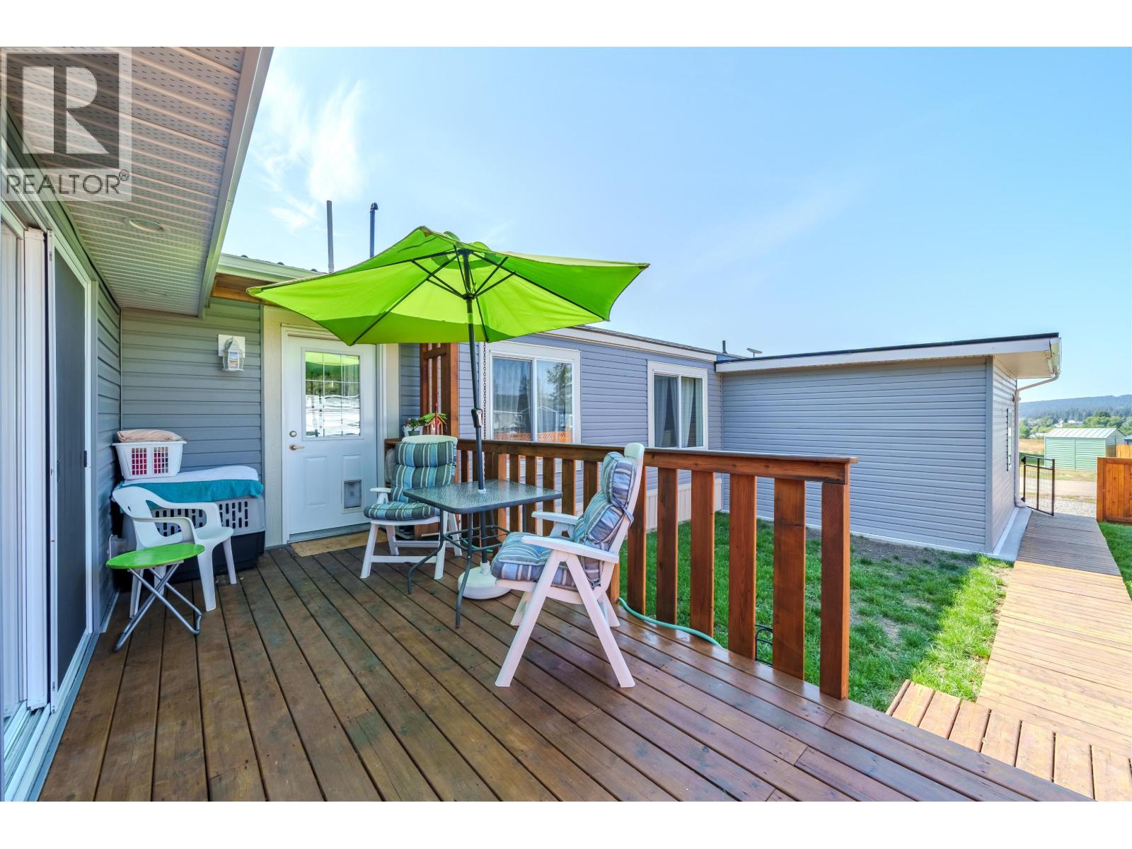 #12 4072 LAC LA HACHE STATION ROAD - 6