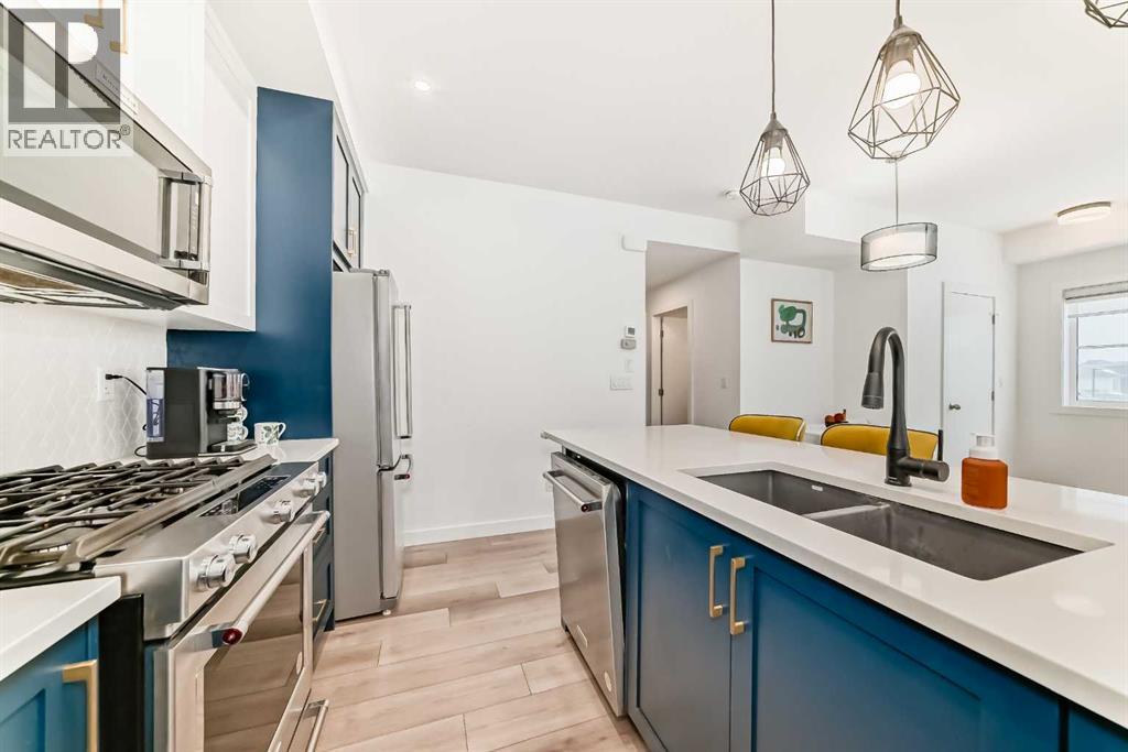 Single Family House for Sale in  Spring Creek Common SW Springbank Hill Calgary 