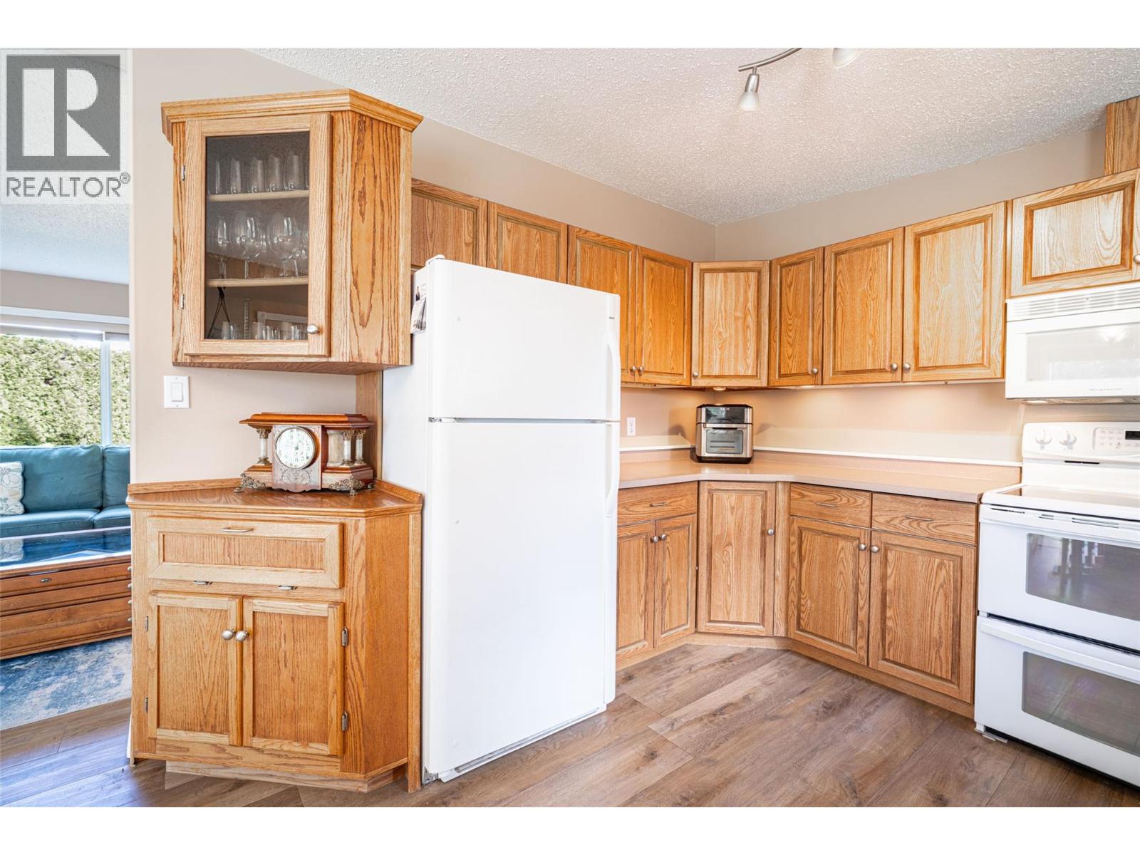 #5 9510 Highway 97N - 17