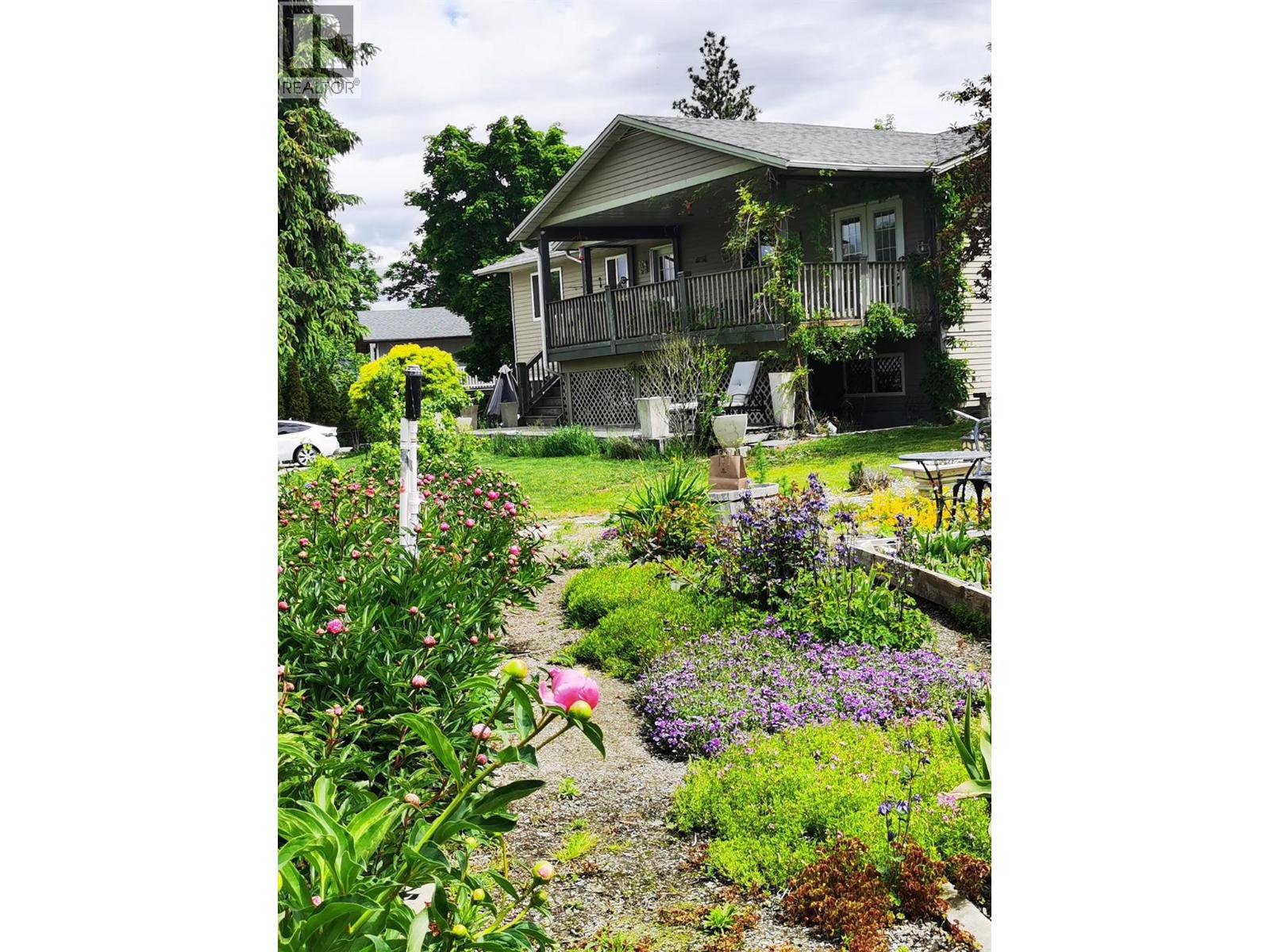  2662 Longhill Road, Kelowna