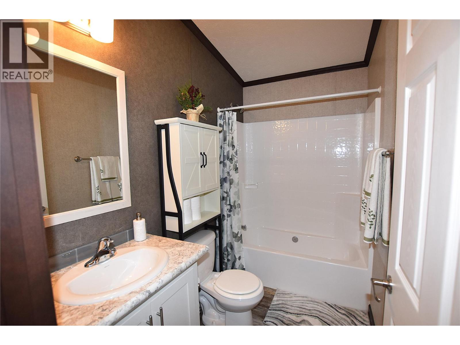 #8 61 ANTOINE ROAD - 34