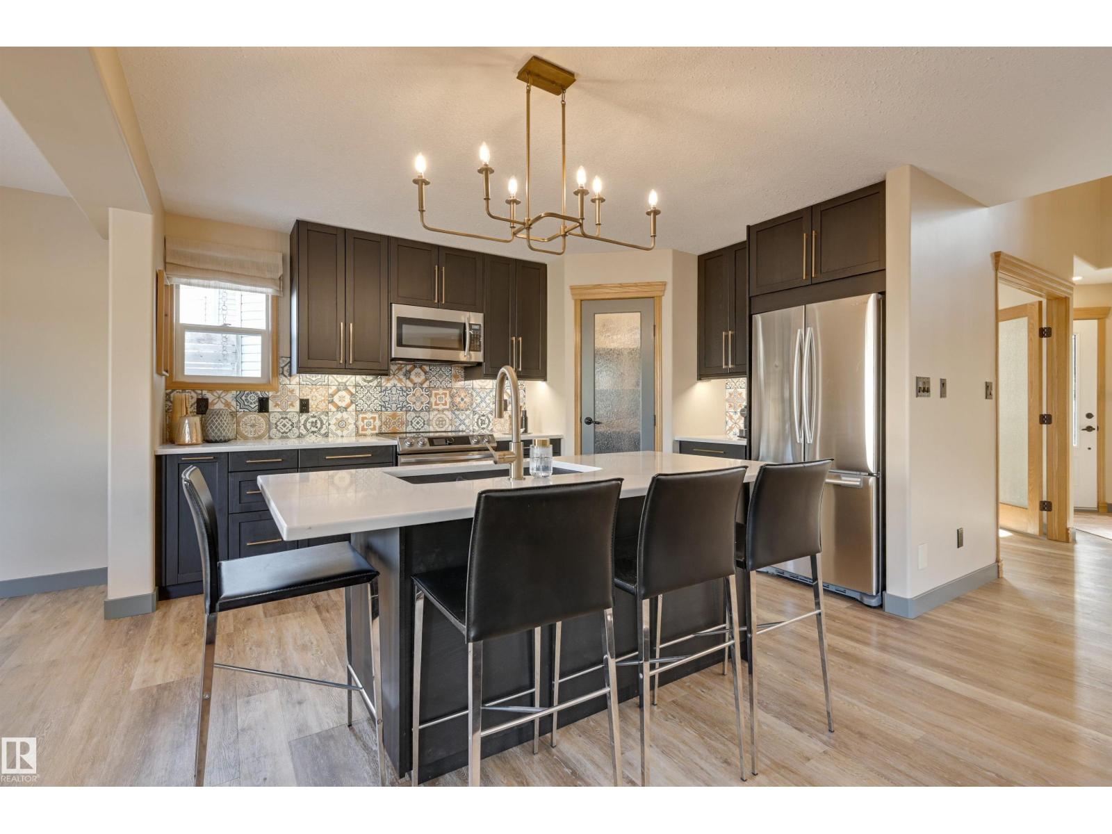 663 MEADOWVIEW CR, Sherwood Park