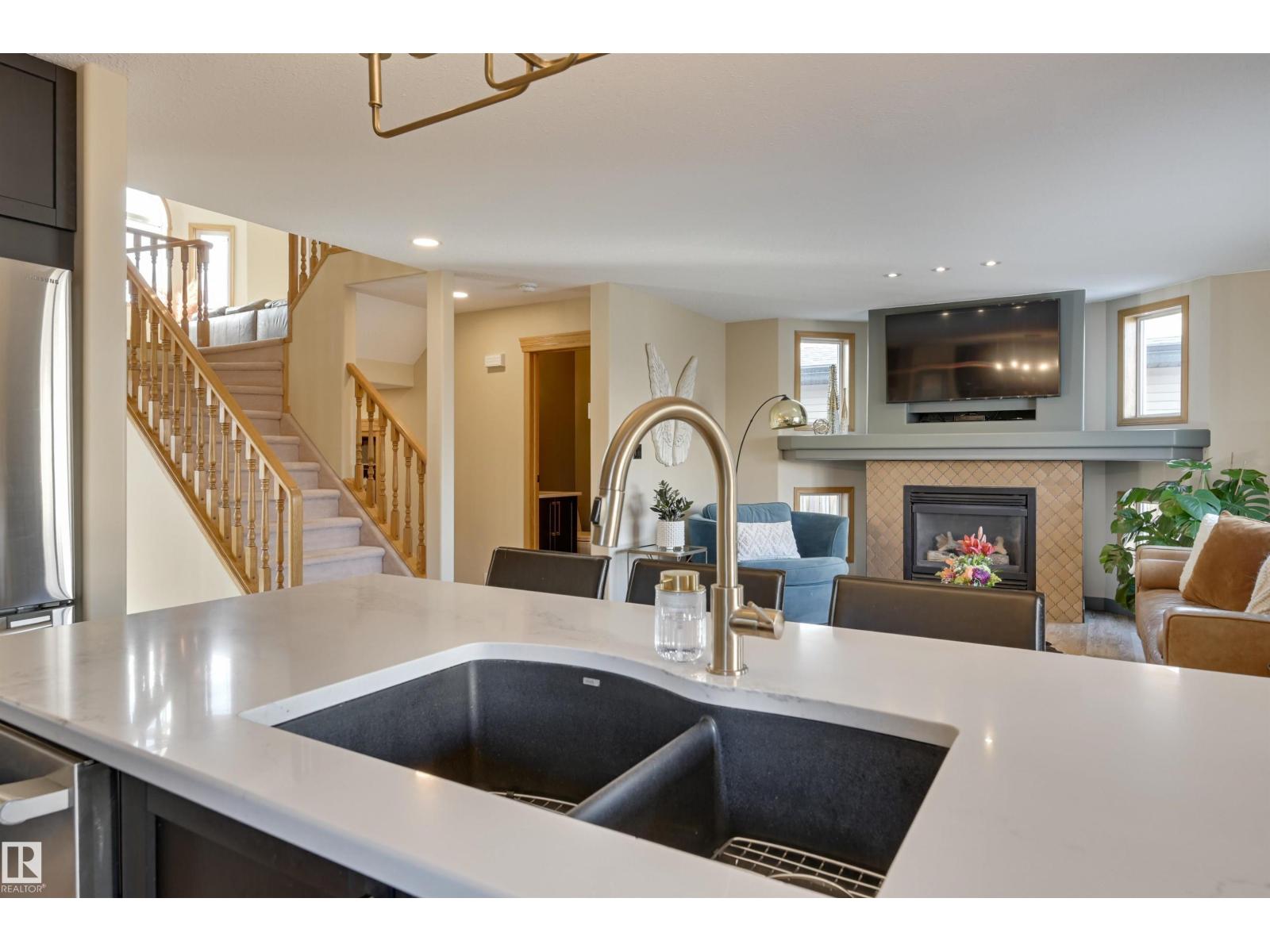 663 MEADOWVIEW CR, Sherwood Park