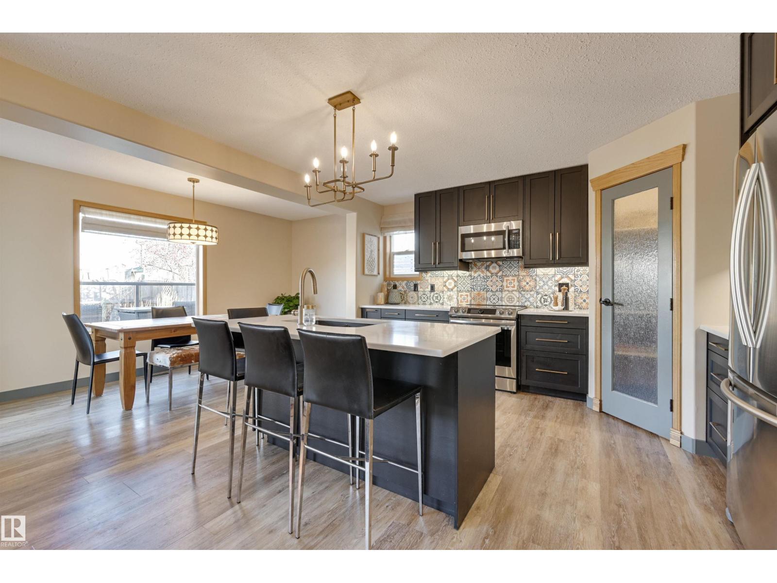 663 MEADOWVIEW CR, Sherwood Park