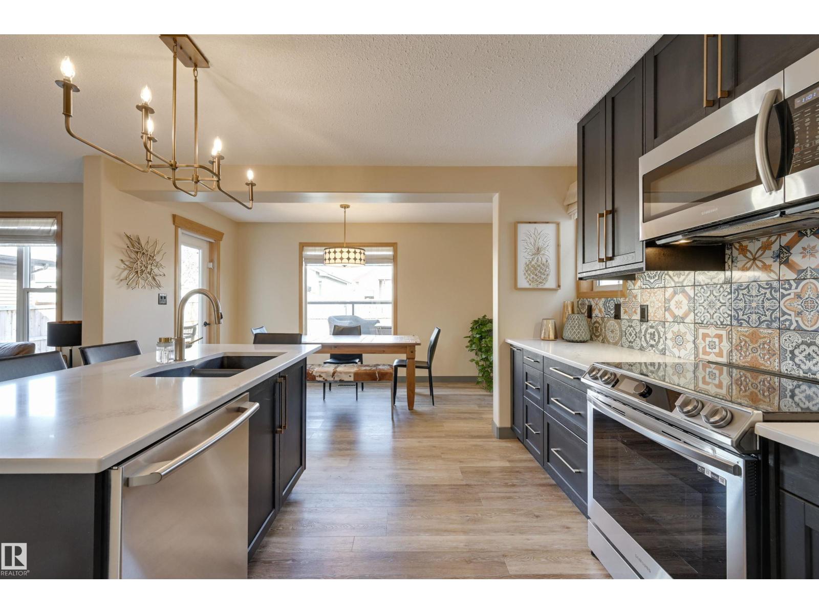 663 MEADOWVIEW CR, Sherwood Park