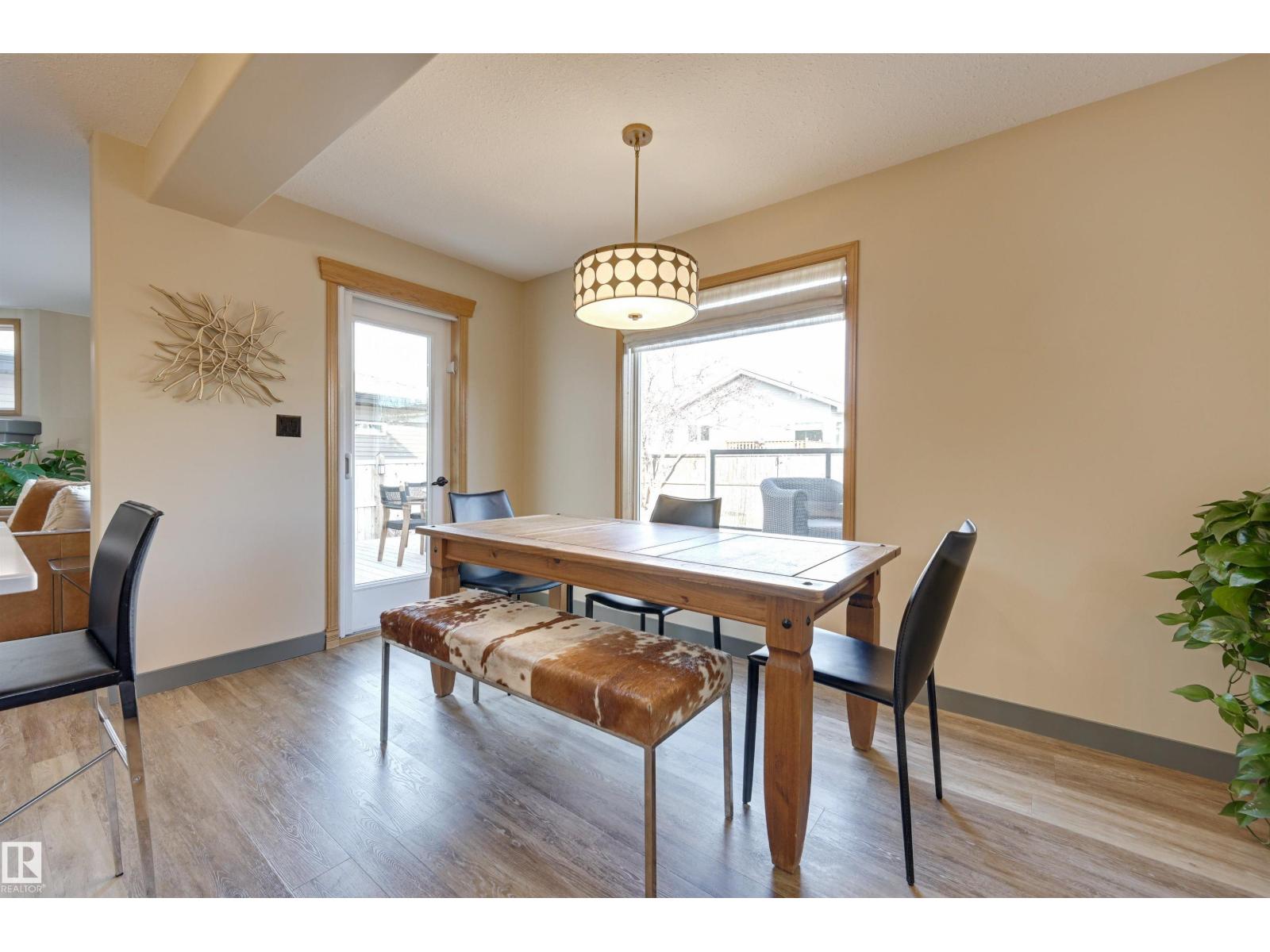 663 MEADOWVIEW CR, Sherwood Park