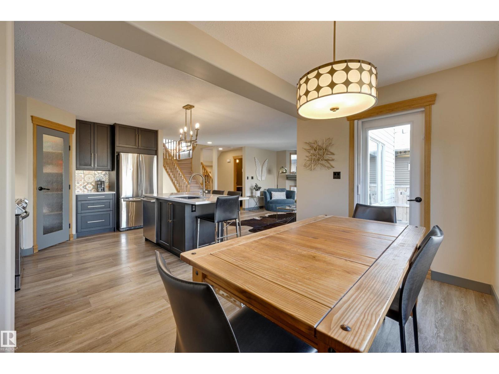 663 MEADOWVIEW CR, Sherwood Park