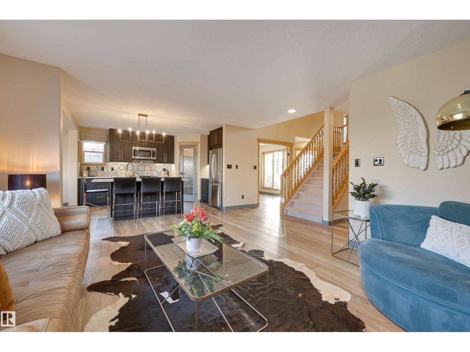 663 MEADOWVIEW CR, Sherwood Park