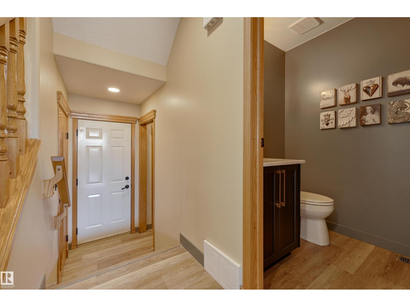 663 MEADOWVIEW CR, Sherwood Park