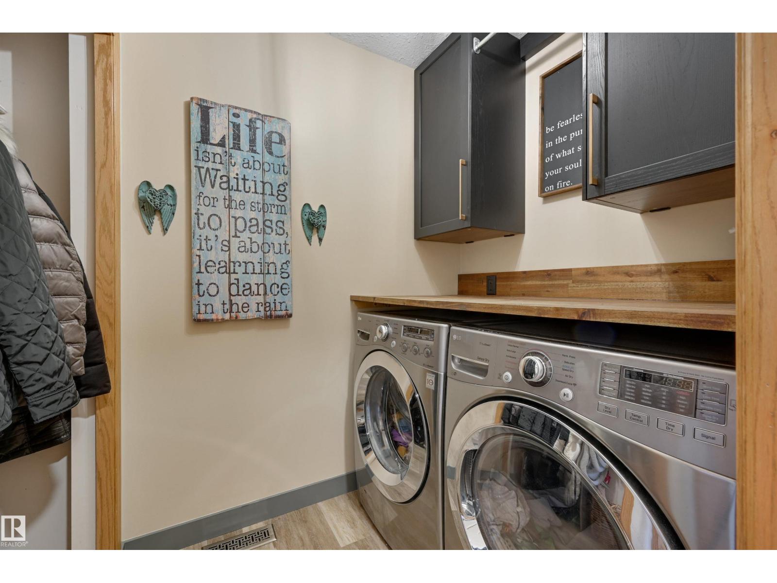 663 MEADOWVIEW CR, Sherwood Park