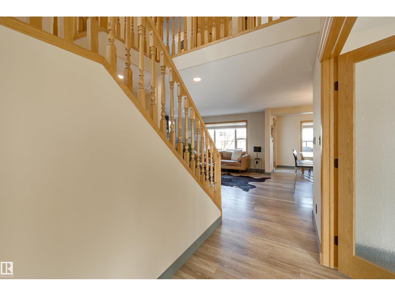 663 MEADOWVIEW CR, Sherwood Park