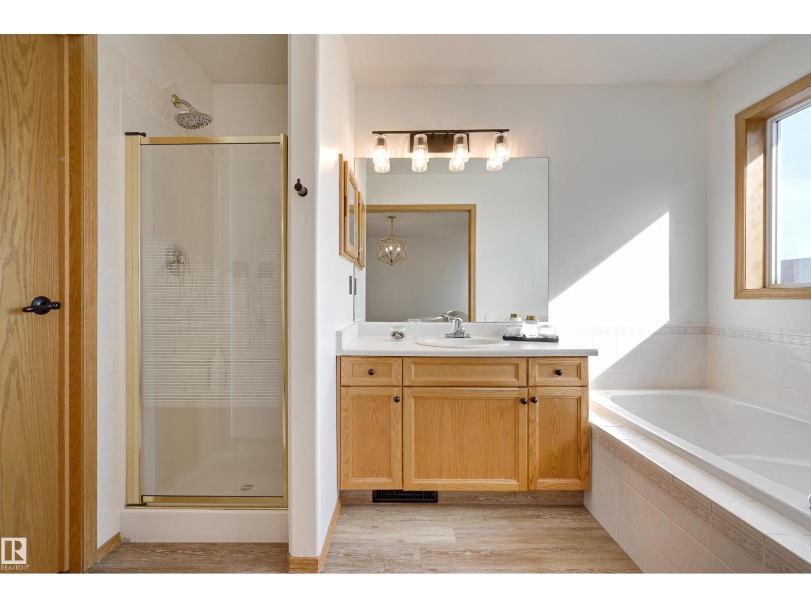 663 MEADOWVIEW CR, Sherwood Park