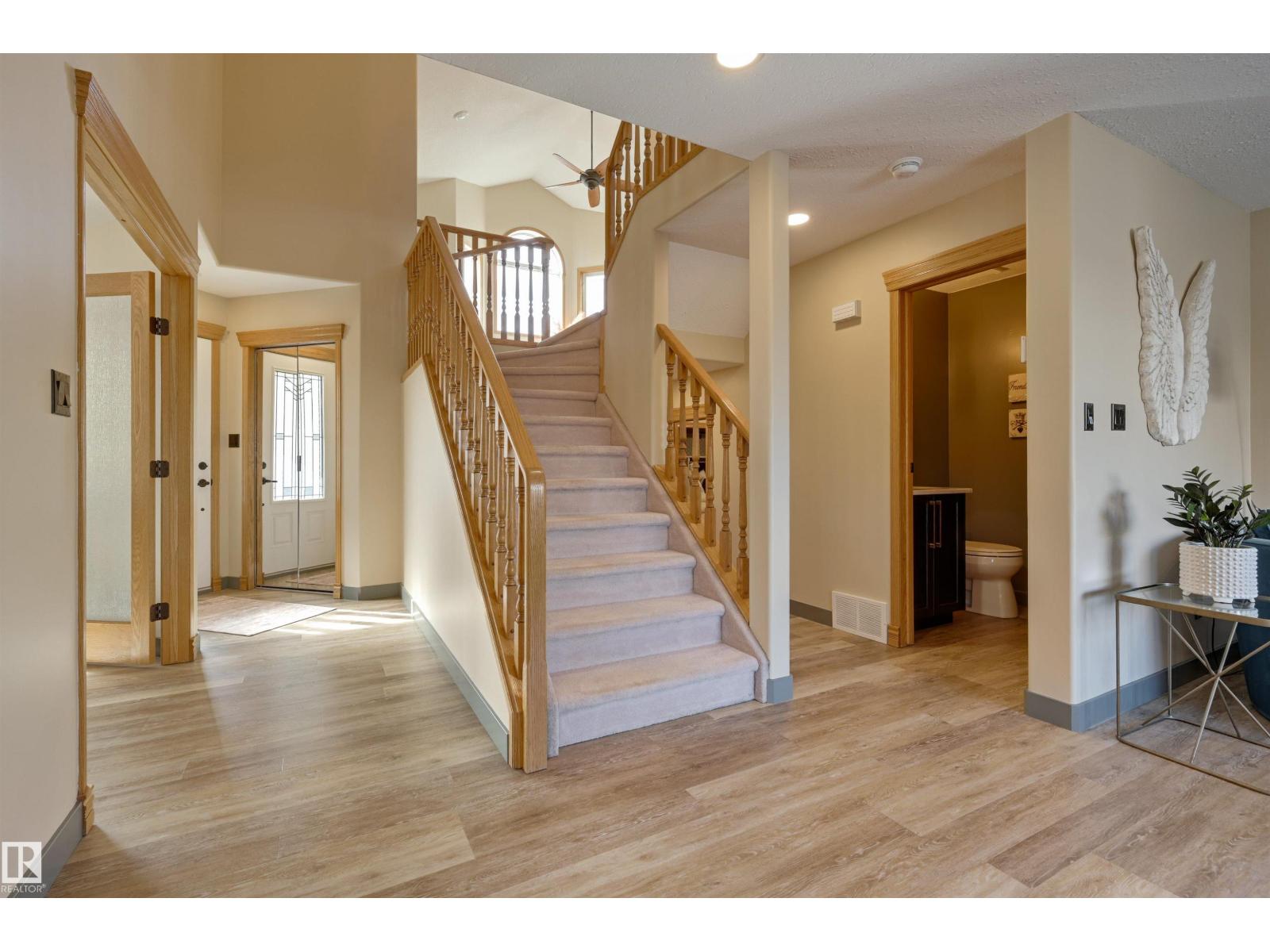 663 MEADOWVIEW CR, Sherwood Park