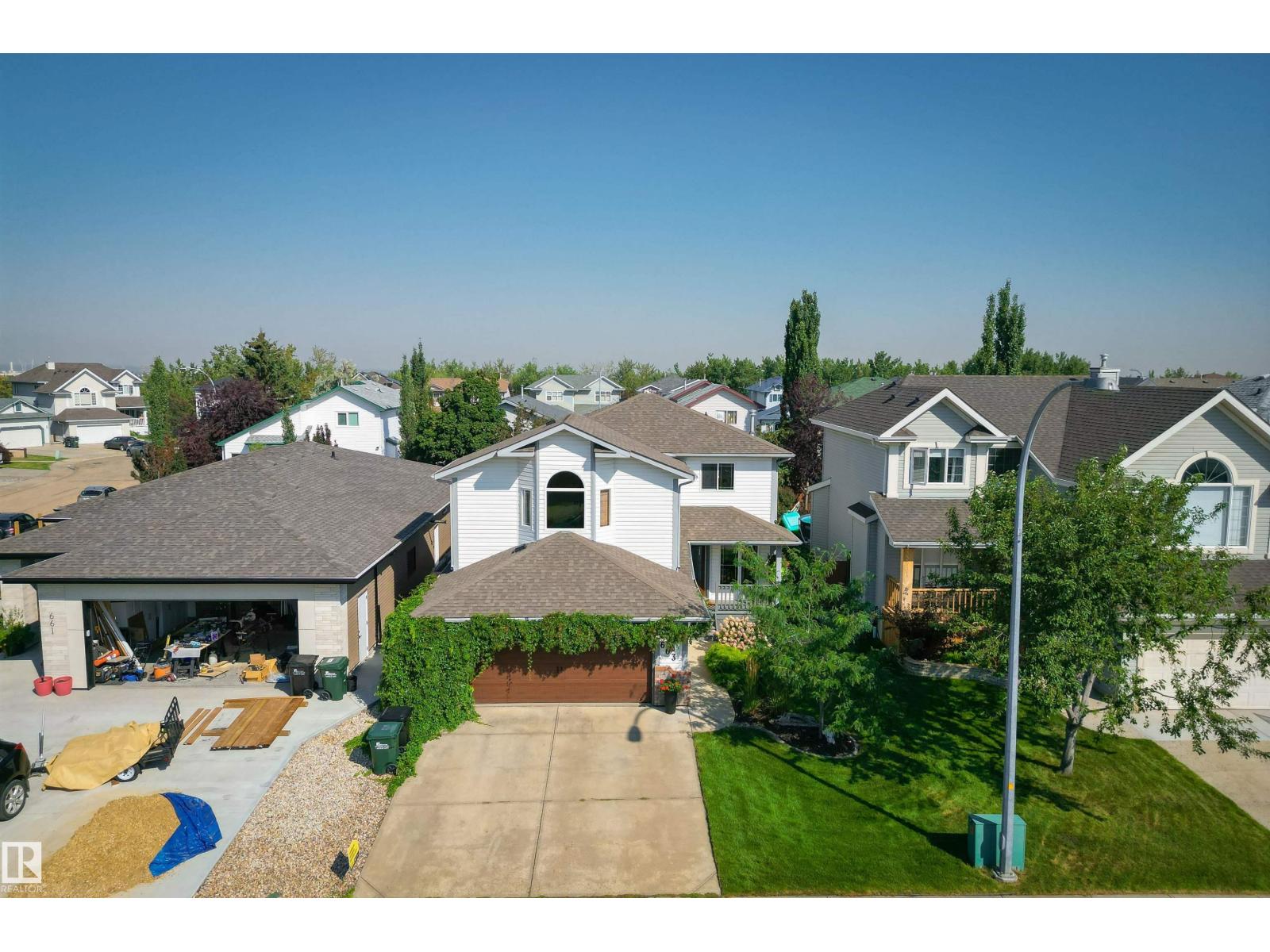 663 MEADOWVIEW CR, Sherwood Park