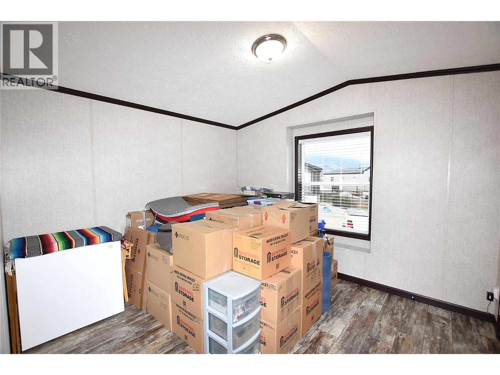 #8 61 ANTOINE ROAD - 33