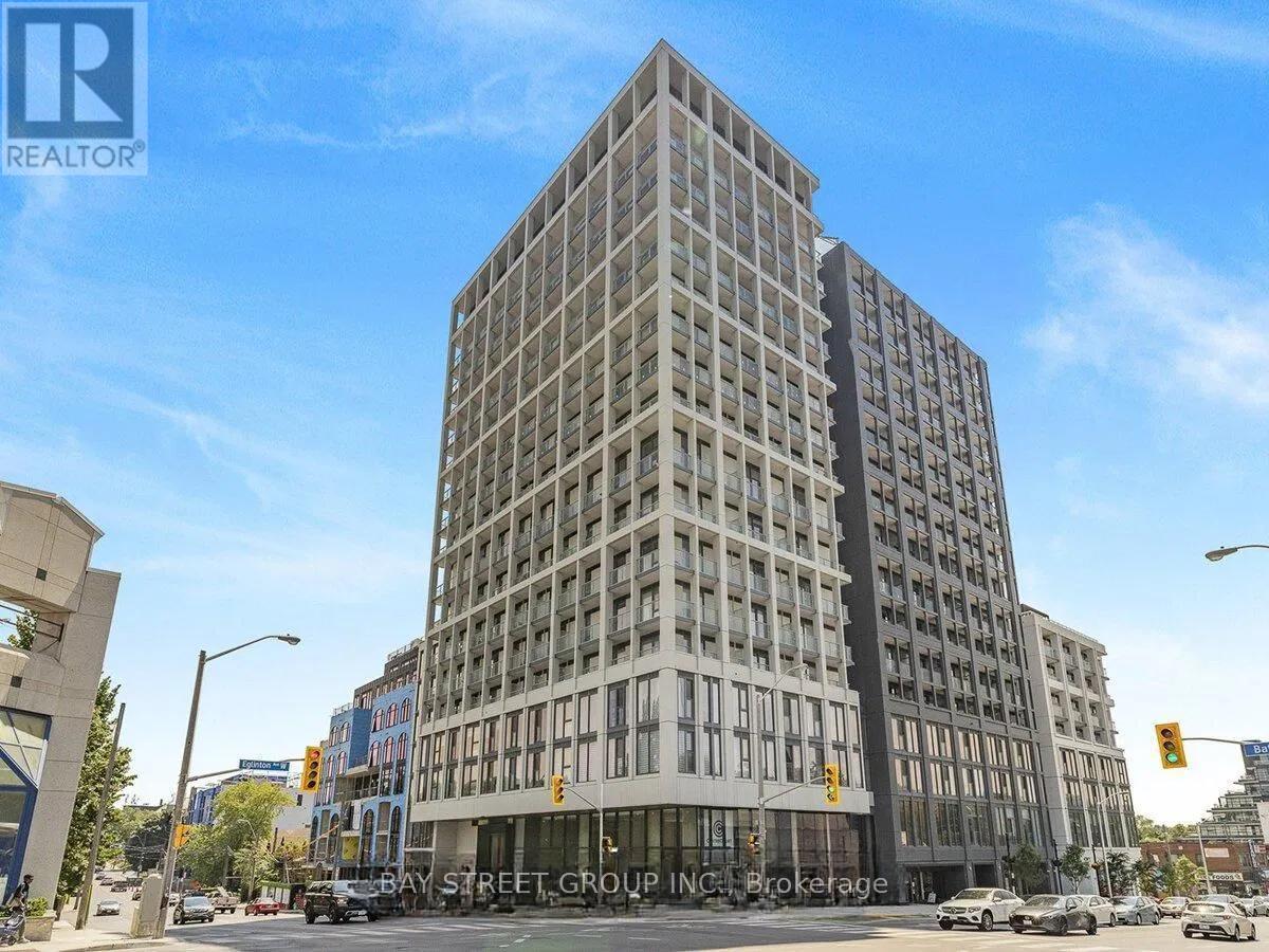 735 - 2020 BATHURST STREET