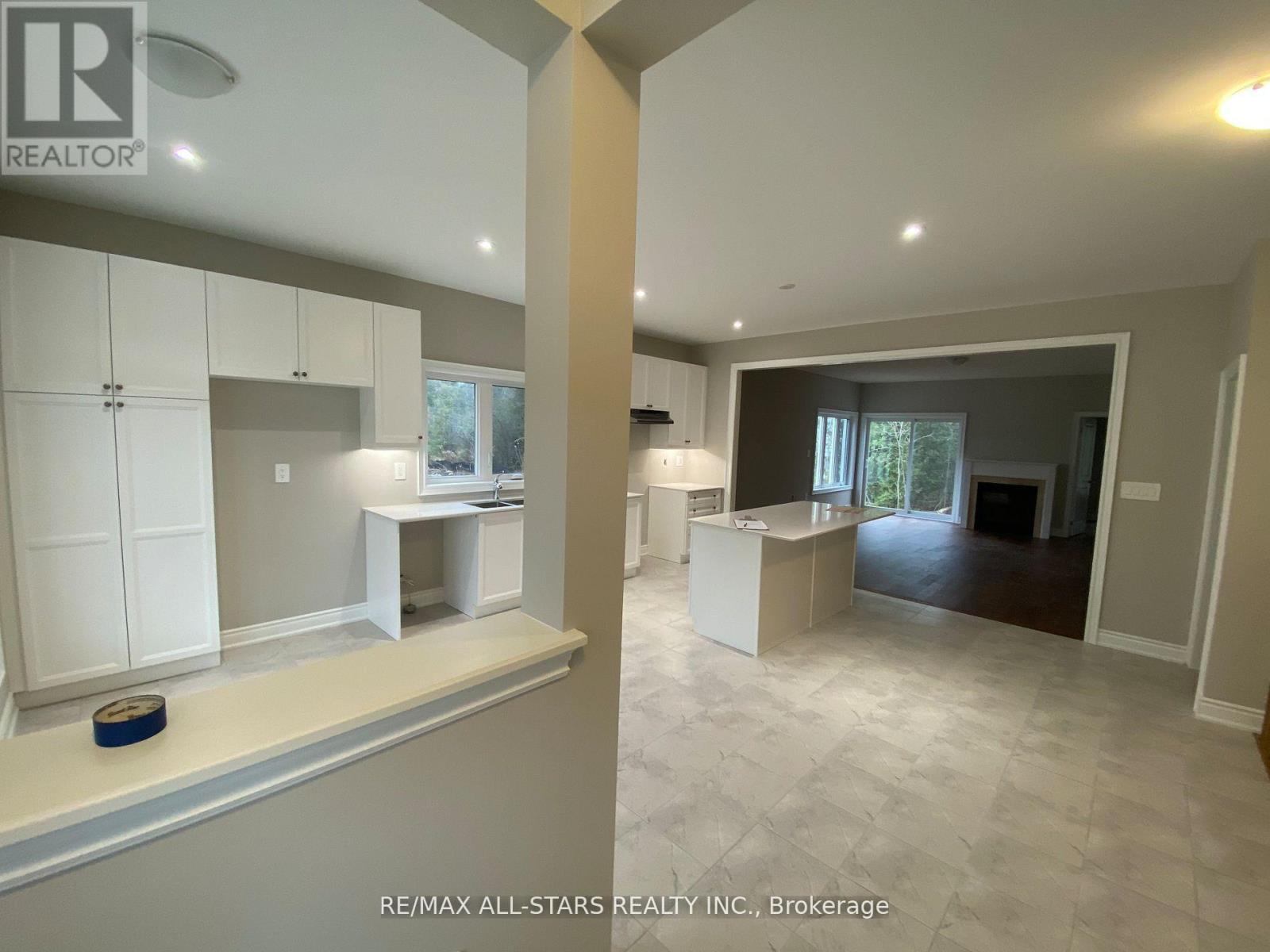 38 SHELSON PLACE - 4
