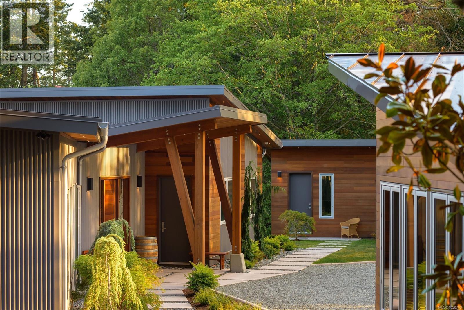  236 Gulf Drive, Galiano Island