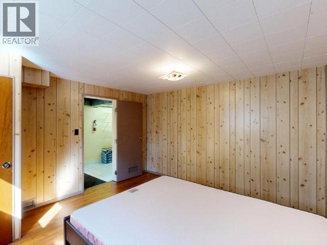 4565 MANSON AVE - 25