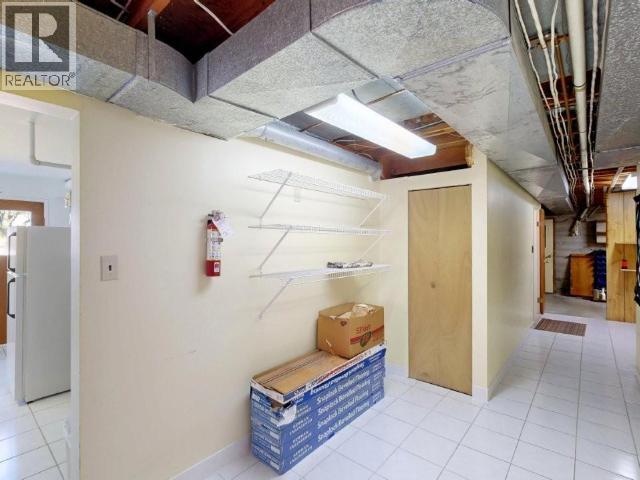 4565 MANSON AVE - 28