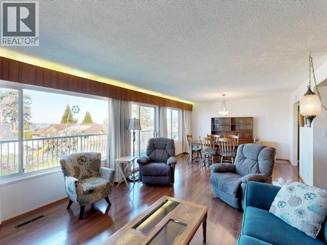 4565 MANSON AVE - 8
