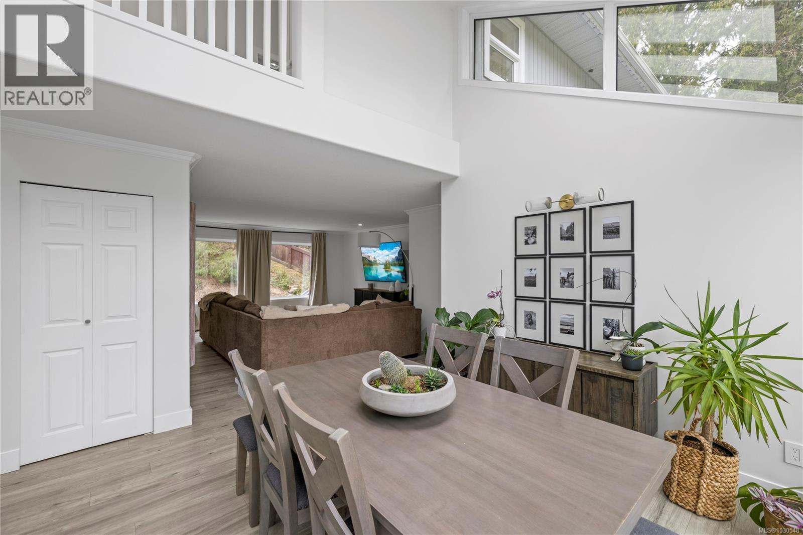 2191 FLORENCE DR - 23